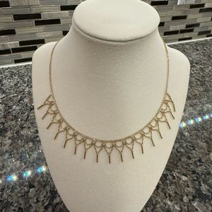 Necklace -10 karat yellow gold